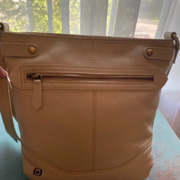 Born Crossbody Leather Bag Dove NWT - Picture 4 of 15